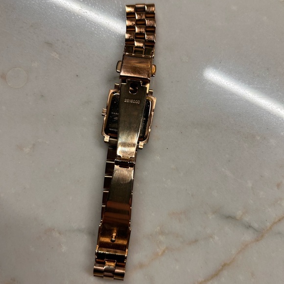 Marc by Marc Jacobs Rose Gold Watch - Picture 3 of 4